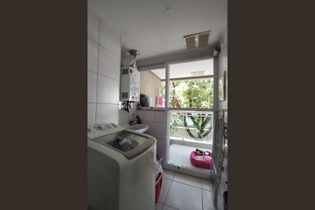 Apartamento à venda com 68m², 2 quartos e 1 vaga Apartamento à venda com 68m², 2 quartos e 1 vagaÁrea de Serviço