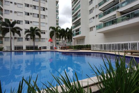 Apartamento à venda com 68m², 2 quartos e 1 vaga Apartamento à venda com 68m², 2 quartos e 1 vagaÁrea comum - Piscina