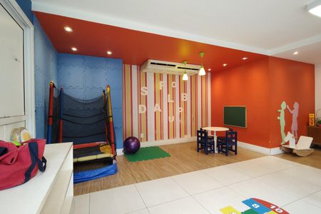 Apartamento à venda com 68m², 2 quartos e 1 vaga Apartamento à venda com 68m², 2 quartos e 1 vagaBrinquedoteca