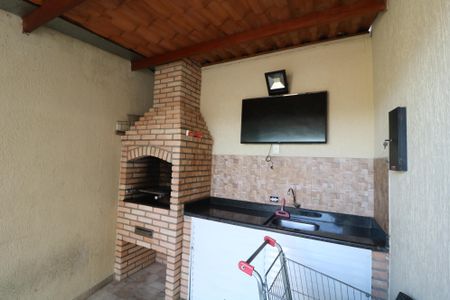 Casa de condomínio para alugar com 70m², 2 quartos e 1 vagaÁrea comum - Churrasqueira