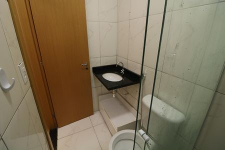 Casa de condomínio para alugar com 70m², 2 quartos e 1 vagaBanheiro