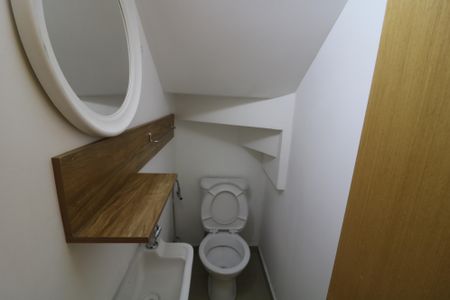Casa de condomínio para alugar com 70m², 2 quartos e 1 vagaLavabo