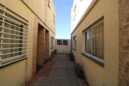 Casa de condomínio para alugar com 70m², 2 quartos e 1 vagaÁrea externa