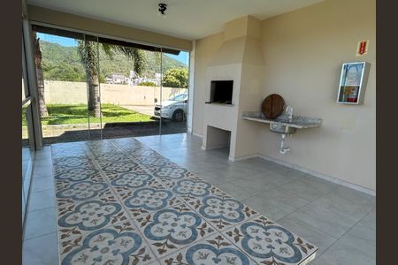 Casa de condomínio para alugar com 96m², 3 quartos e 1 vagaChurrasqueira