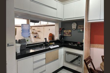 Casa de condomínio para alugar com 96m², 3 quartos e 1 vagaCozinha