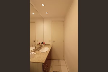 Apartamento à venda com 123m², 3 quartos e 2 vagasBanheiro Social