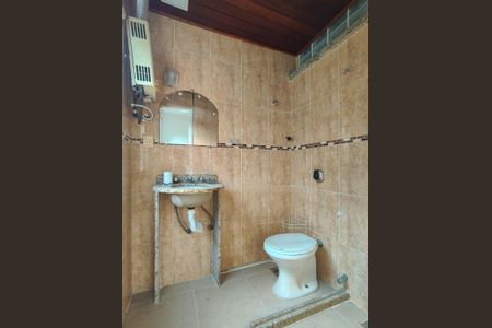 Apartamento para alugar com 68m², 2 quartos e sem vagaBanheiro da Suíte