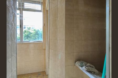 Apartamento para alugar com 68m², 2 quartos e sem vagaÁrea de Serviço