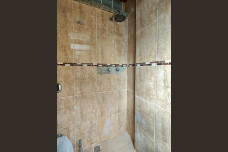 Apartamento para alugar com 68m², 2 quartos e sem vagaBanheiro da Suíte
