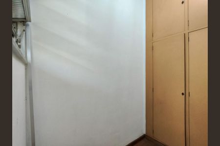 Apartamento para alugar com 68m², 2 quartos e sem vagaQuarto de Serviço