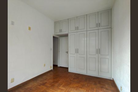 Apartamento para alugar com 68m², 2 quartos e sem vagaSuíte
