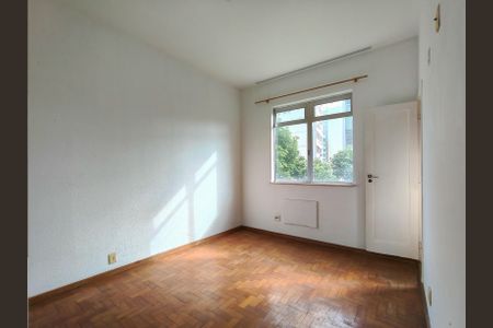 Apartamento para alugar com 68m², 2 quartos e sem vagaSuíte