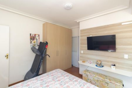 Suíte 1 de casa à venda com 5 quartos, 250m² em Cidade Antônio Estêvão de Carvalho, São Paulo