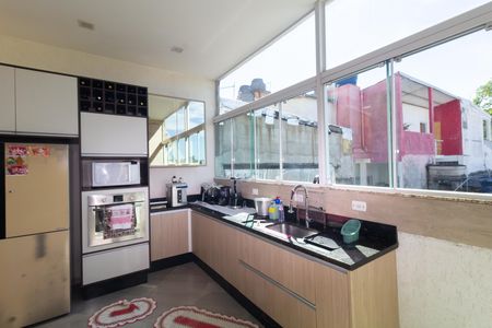 Cozinha de casa à venda com 5 quartos, 250m² em Cidade Antônio Estêvão de Carvalho, São Paulo