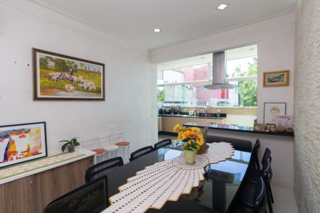 Sala de Jantar de casa à venda com 5 quartos, 250m² em Cidade Antônio Estêvão de Carvalho, São Paulo
