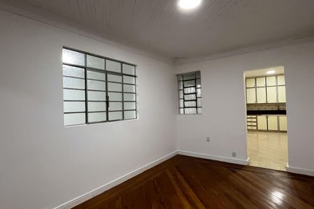 Sala de casa para alugar com 6 quartos, 300m² em Vila Matias, Santos