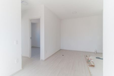 Sala de apartamento para alugar com 2 quartos, 46m² em Vila Perracini, Poá