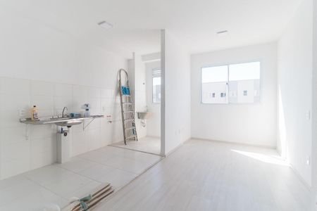 Sala de apartamento para alugar com 2 quartos, 46m² em Vila Perracini, Poá