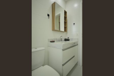 Apartamento para alugar com 77m², 2 quartos e 1 vagaBanheiro da Suíte