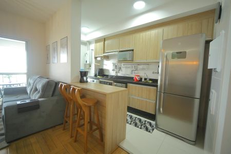 Apartamento para alugar com 77m², 2 quartos e 1 vagaCozinha 