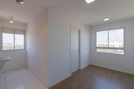 Sala de apartamento para alugar com 2 quartos, 36m² em Vila das Bandeiras, Guarulhos
