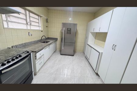 Casa à venda com 2 quartos, 120m² em Vila Bonilha Nova, São Paulo