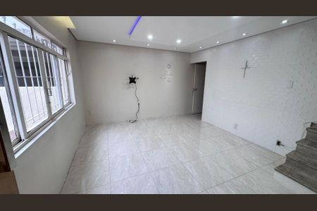 Casa à venda com 2 quartos, 120m² em Vila Bonilha Nova, São Paulo