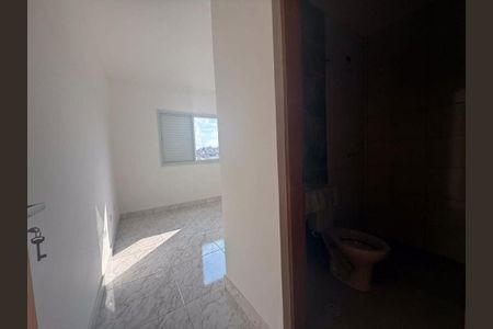 Casa à venda com 2 quartos, 120m² em Vila Yara, São Paulo