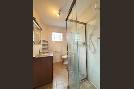 Apartamento para alugar com 100m², 2 quartos e sem vagaBanheiro