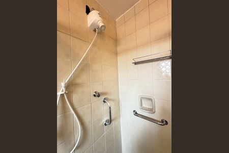 Apartamento para alugar com 100m², 2 quartos e sem vagaBanheiro