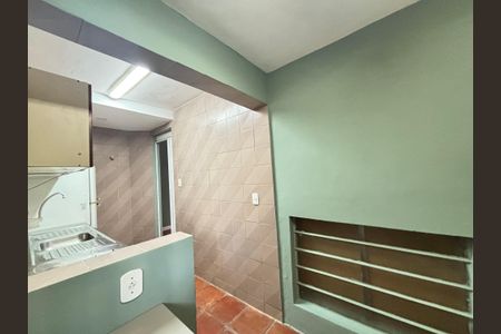 Apartamento para alugar com 100m², 2 quartos e sem vagaCozinha