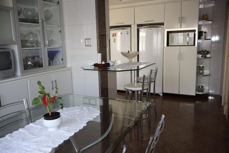 Apartamento à venda com 540m², 4 quartos e 5 vagasCozinha
