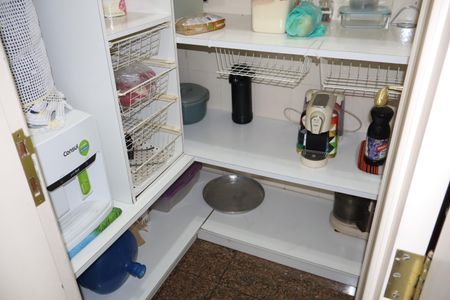 Apartamento à venda com 540m², 4 quartos e 5 vagasQuarto de dispensa