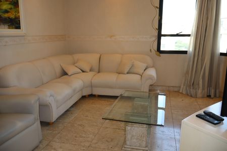Apartamento à venda com 540m², 4 quartos e 5 vagasSala de TV
