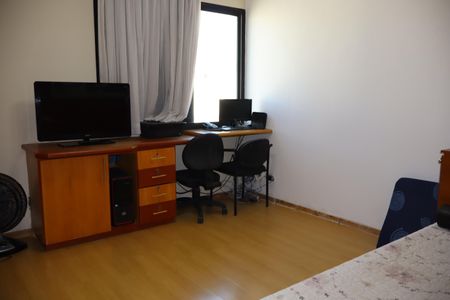 Apartamento à venda com 540m², 4 quartos e 5 vagasQuarto 2