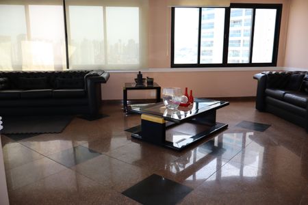Apartamento à venda com 540m², 4 quartos e 5 vagasTerraço - Sala
