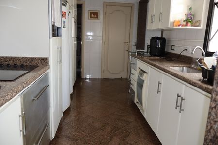 Apartamento à venda com 540m², 4 quartos e 5 vagasCozinha