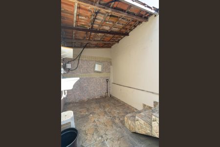 Casa para alugar com 215m², 3 quartos e sem vagaÁrea de Serviço 2