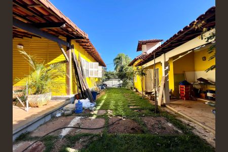 Casa para alugar com 250m², 4 quartos e 4 vagasQuintal