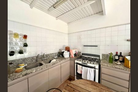 Casa para alugar com 250m², 4 quartos e 4 vagasCozinha
