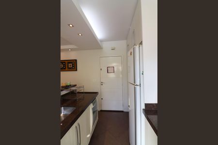 Casa à venda com 150m², 3 quartos e 3 vagasCopa e Cozinha 