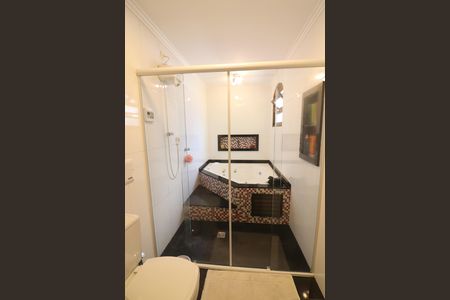 Casa à venda com 150m², 3 quartos e 3 vagasQuarto 1 - Suíte Banheiro 