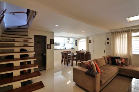 Sala  de casa à venda com 3 quartos, 150m² em Vila Dayse, São Bernardo do Campo