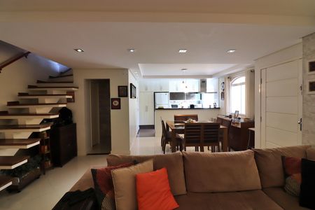 Sala  de casa à venda com 3 quartos, 150m² em Vila Dayse, São Bernardo do Campo