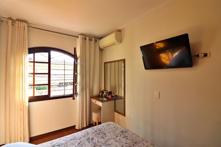 Casa à venda com 150m², 3 quartos e 3 vagasQuarto 1 - Suíte