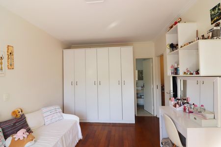 Casa à venda com 150m², 3 quartos e 3 vagasQuarto 2 - Suíte