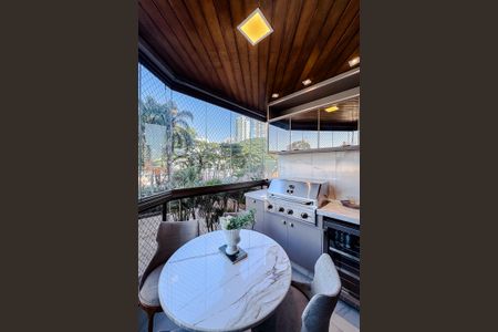 Apartamento à venda com 300m², 4 quartos e 4 vagasVaranda da Sala