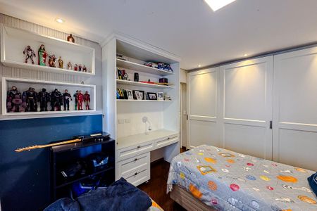 Apartamento à venda com 300m², 4 quartos e 4 vagasQuarto 3 - Suíte