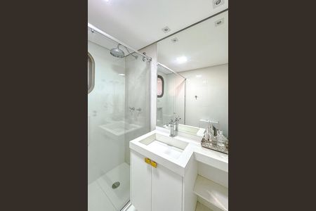 Apartamento à venda com 300m², 4 quartos e 4 vagasBanheiro da Suíte
