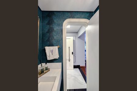 Apartamento à venda com 300m², 4 quartos e 4 vagasLavabo